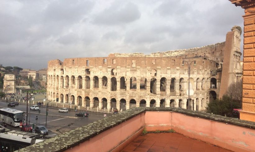 Avviata la vendita a Roma di un edificio cielo terra al Colosseo