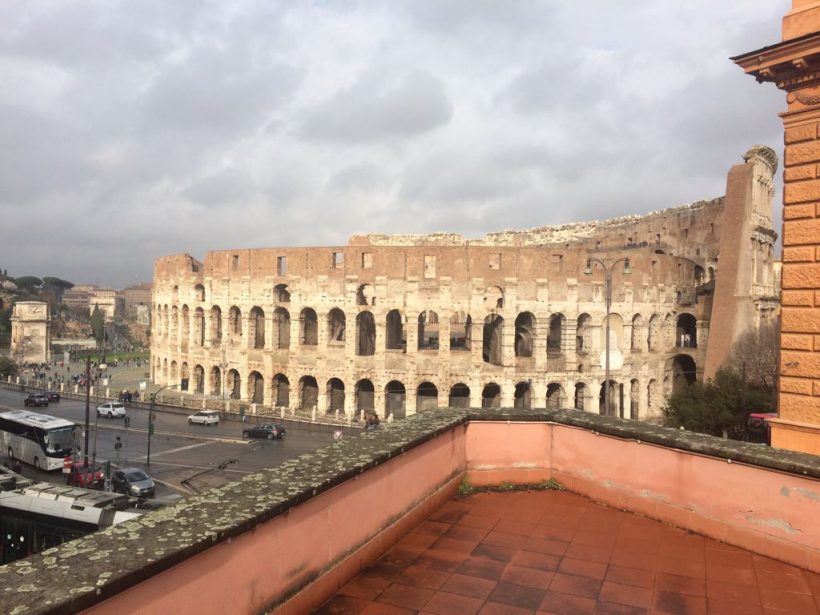 Avviata la vendita a Roma di un edificio cielo terra al Colosseo Avviata la vendita a Roma di un edificio cielo terra al Colosseo